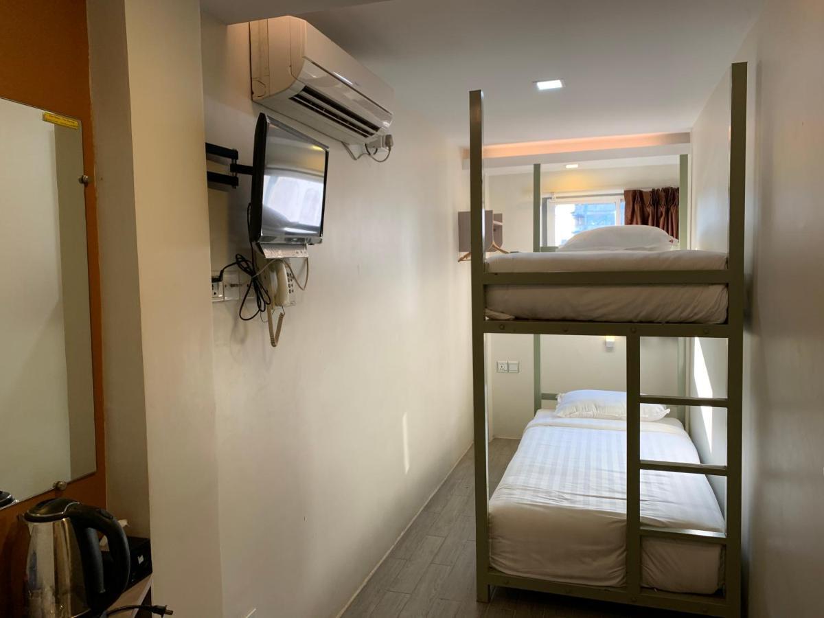The Vibe Inn Yangon Zimmer foto